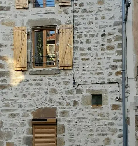 Maison De Bourg
